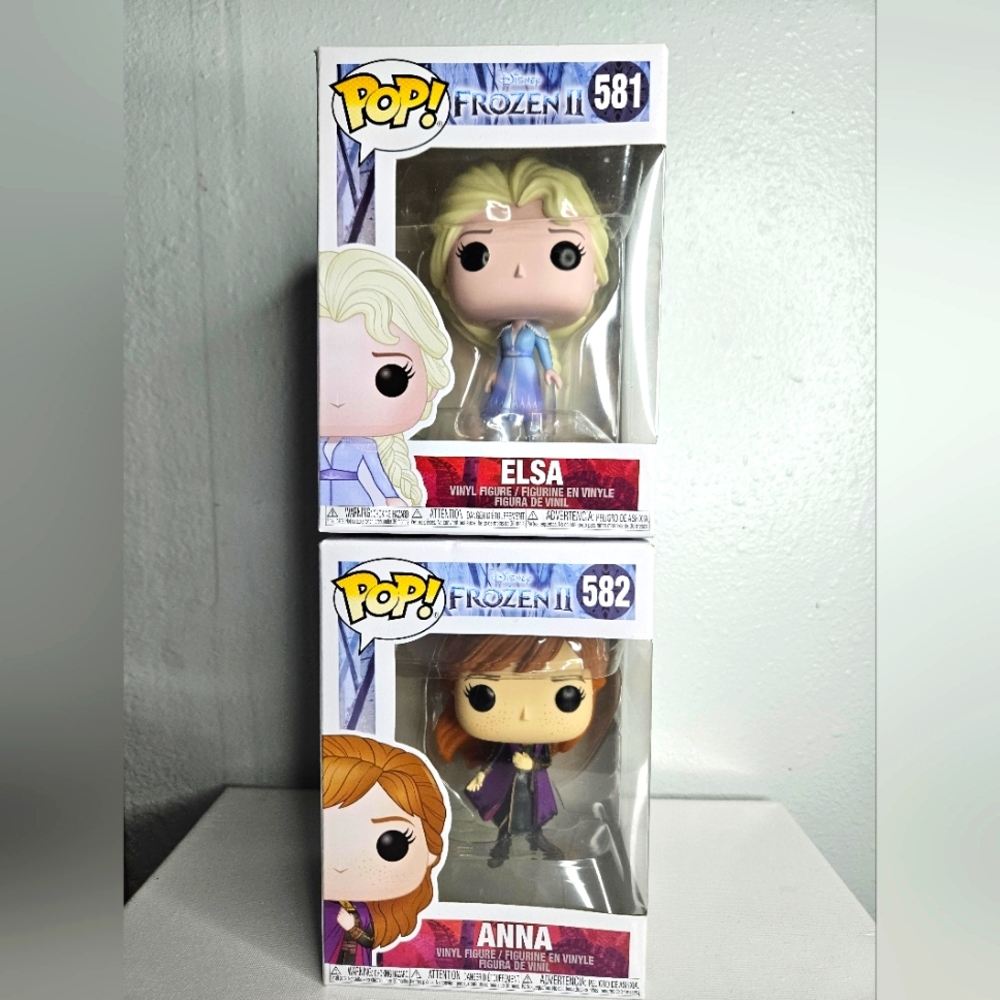 POP! Disney Frozen II Elsa #581 and Anna #582 New In Box.
